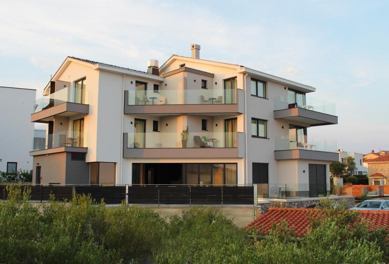 Bed and Breakfast Pansion Leggero Krk Town Exterior foto