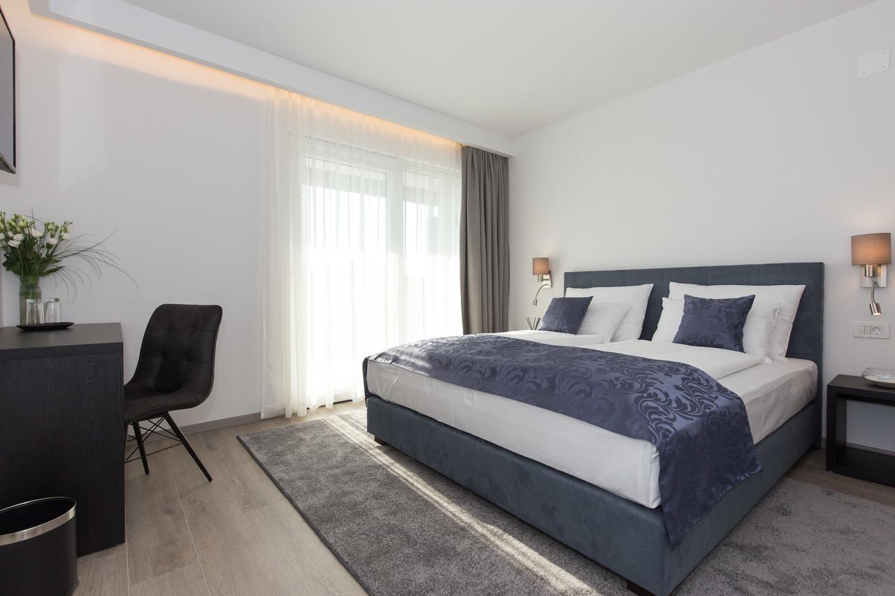 Bed and Breakfast Pansion Leggero Krk Town Exterior foto
